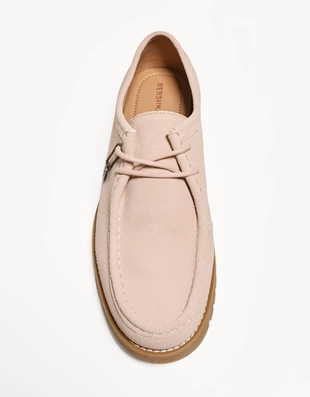 Замшевые палубные туфли с брелоком- Заказать в России